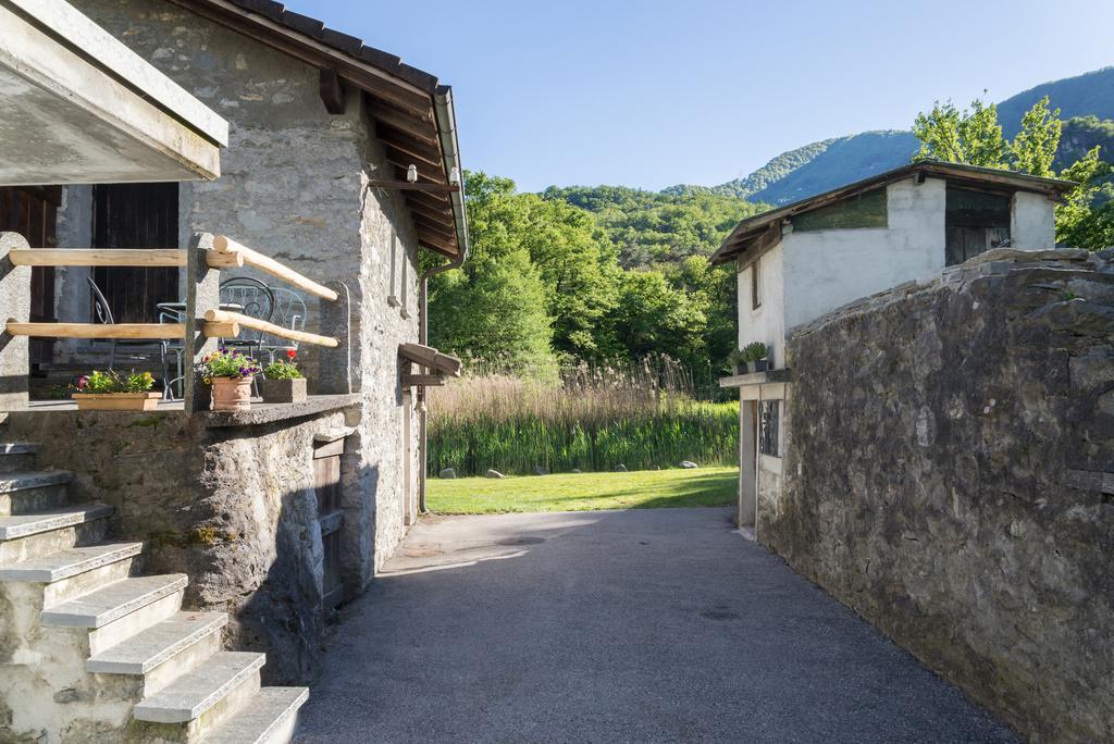 Hotel Ostello & Camping Riposo Losone Exterior foto